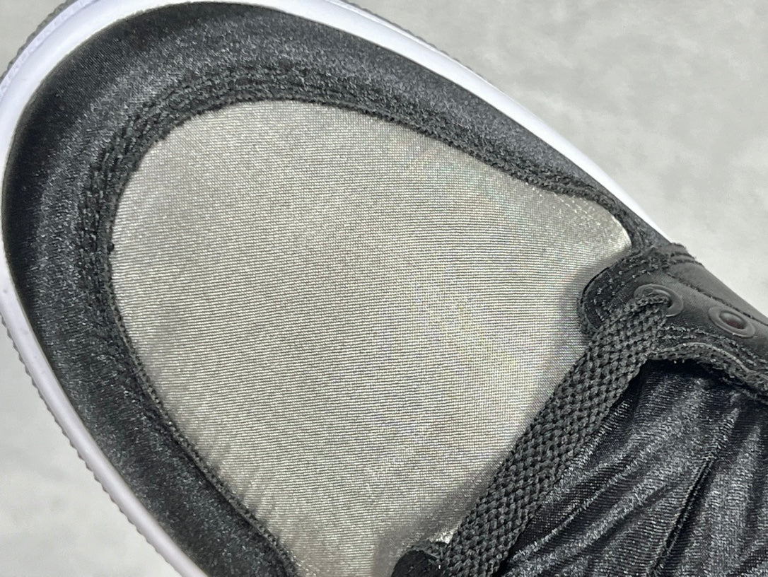 Jordan 1 Retro High OG 'Satin Shadow'