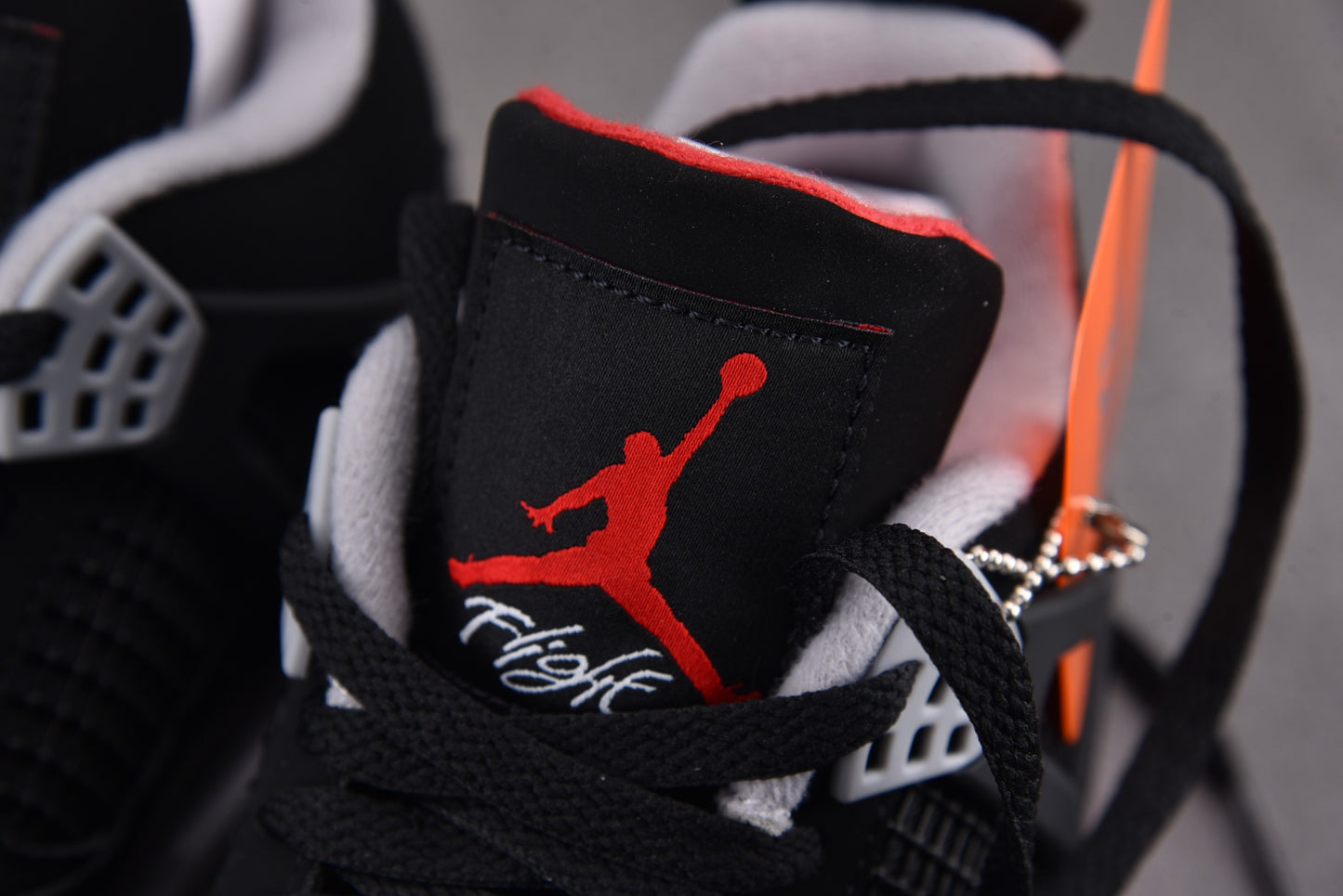 Air Jordan 4 Retro Bred