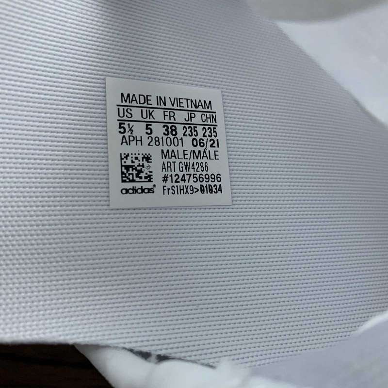 YEEZY BOOST 350 V2 MONO CLOUD