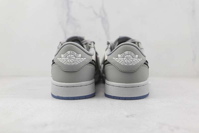 [DIOR] x JORDAN 1 LOW