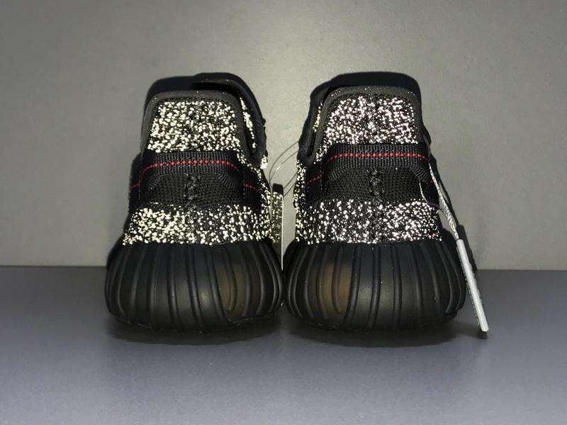 YEEZY BOOST 350 V2 BLACK REFLECTIVE