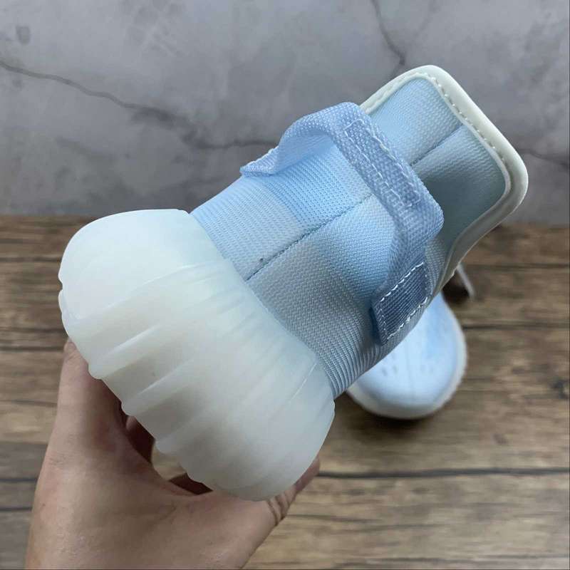 YEEZY BOOST 350 V2 MONO ICE