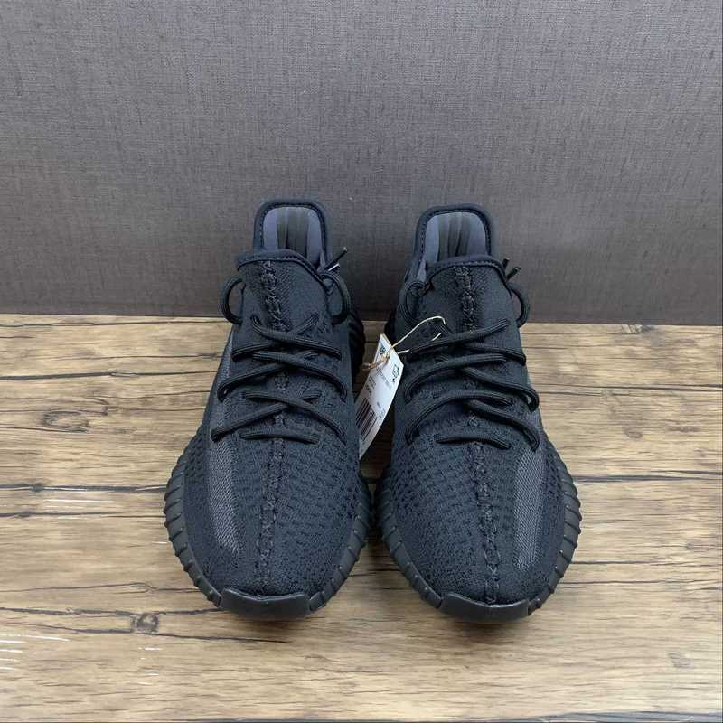 YEEZY BOOST 350 V2 ONYX