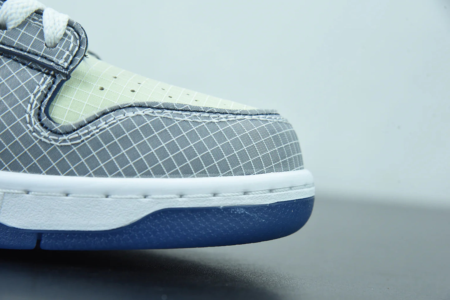 Dunk Low Union Passport Pack Pistachio