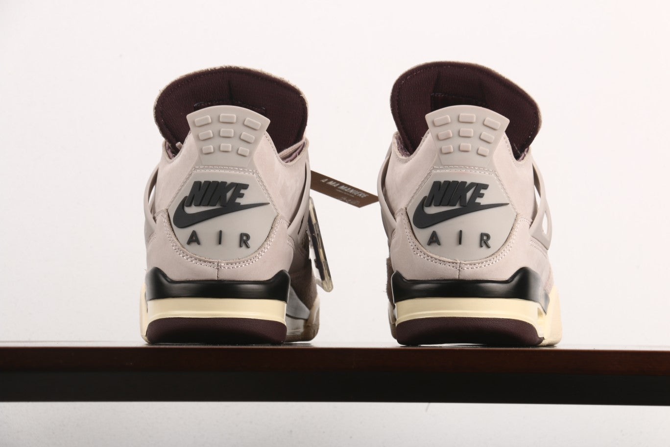 Jordan 4 'Fossil Stone'