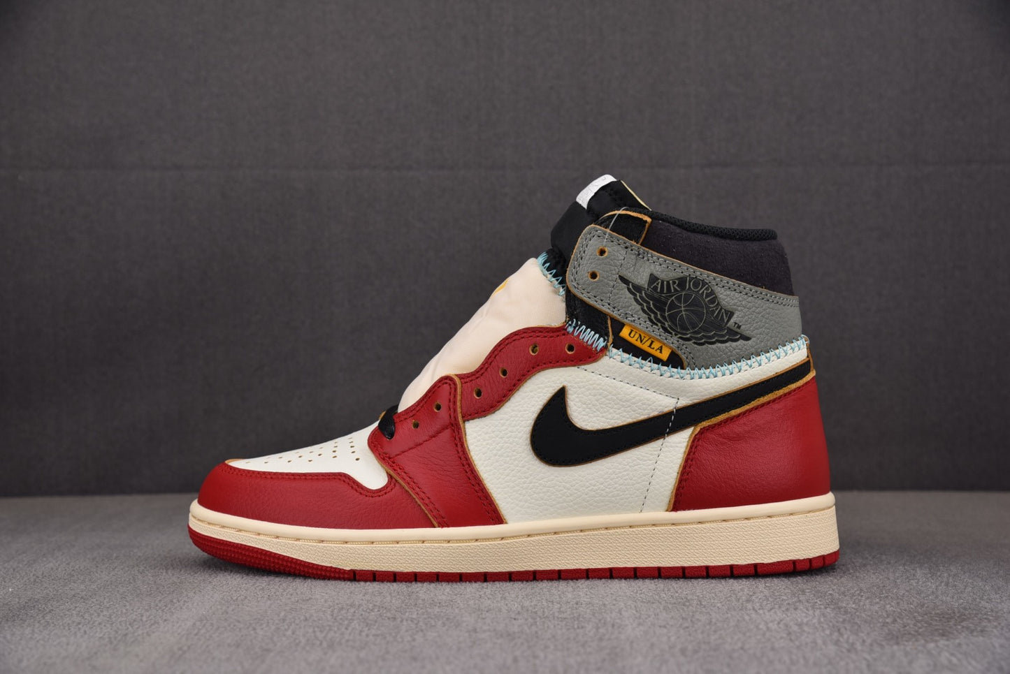 Air Jordan 1 Retro High OG SP Union LA 'Chicago Shadow'