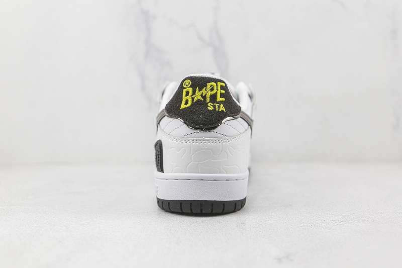 [BAPE] STA SK8 TO NIGO WHITE