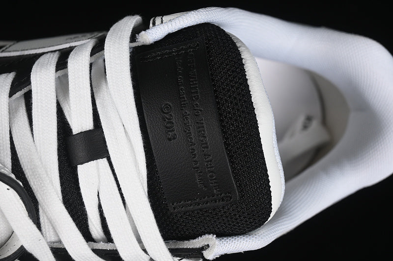 [OFF-WHITE] OUT OF OFFICE WHITE