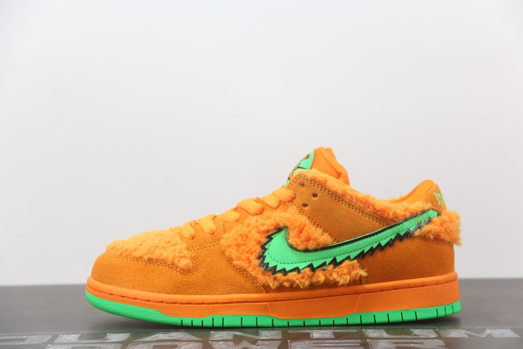 Nike SB Dunk Low Grateful Dead 'Bears Orange'