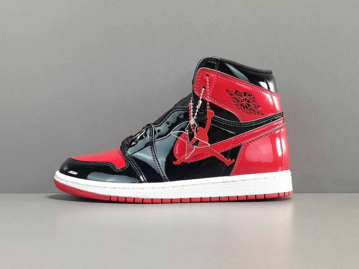 Jordan 1 Retro High OG 'Patent Bred'