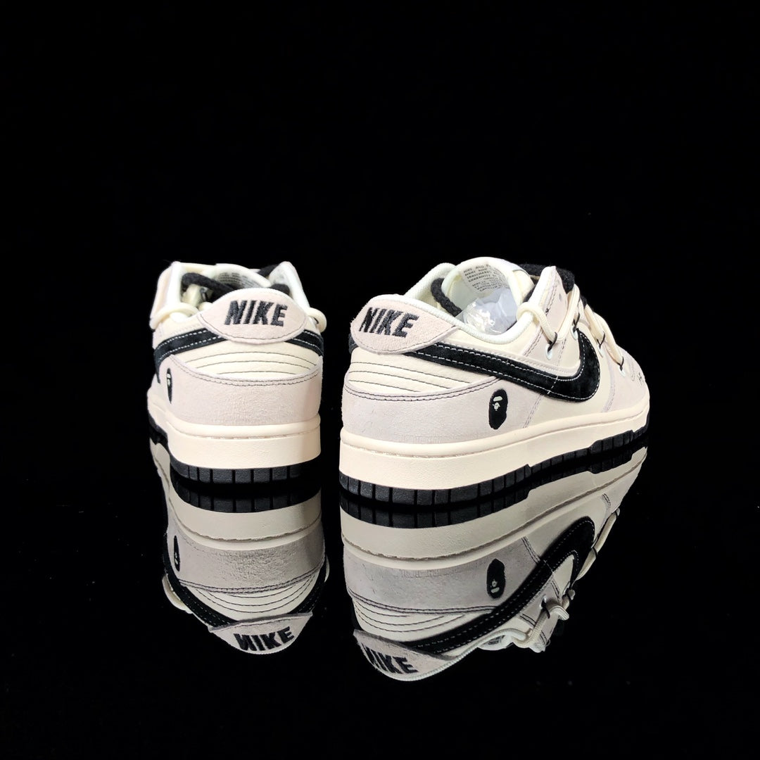 [BAPE] x SB DUNK LOW White