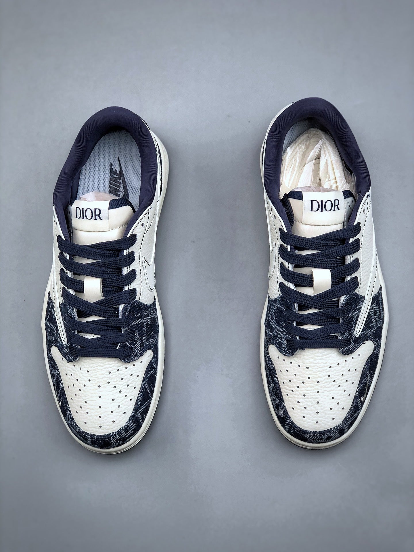 Travis Scott x Nike Air Jordan 1 Low x DIOR