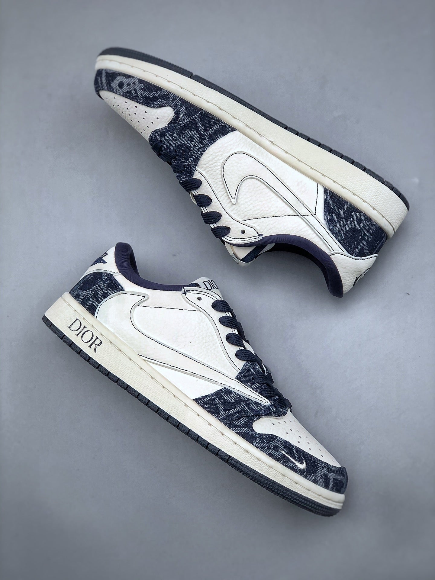 Travis Scott x Nike Air Jordan 1 Low x DIOR