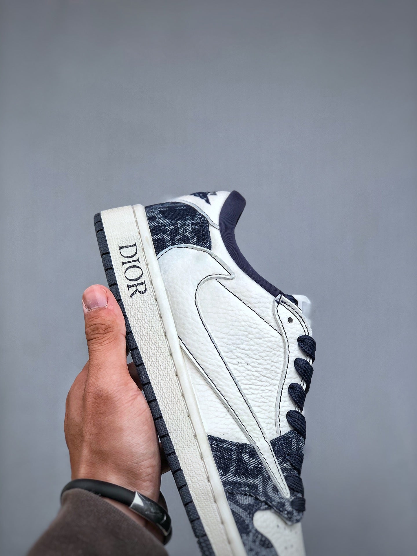 Travis Scott x Nike Air Jordan 1 Low x DIOR