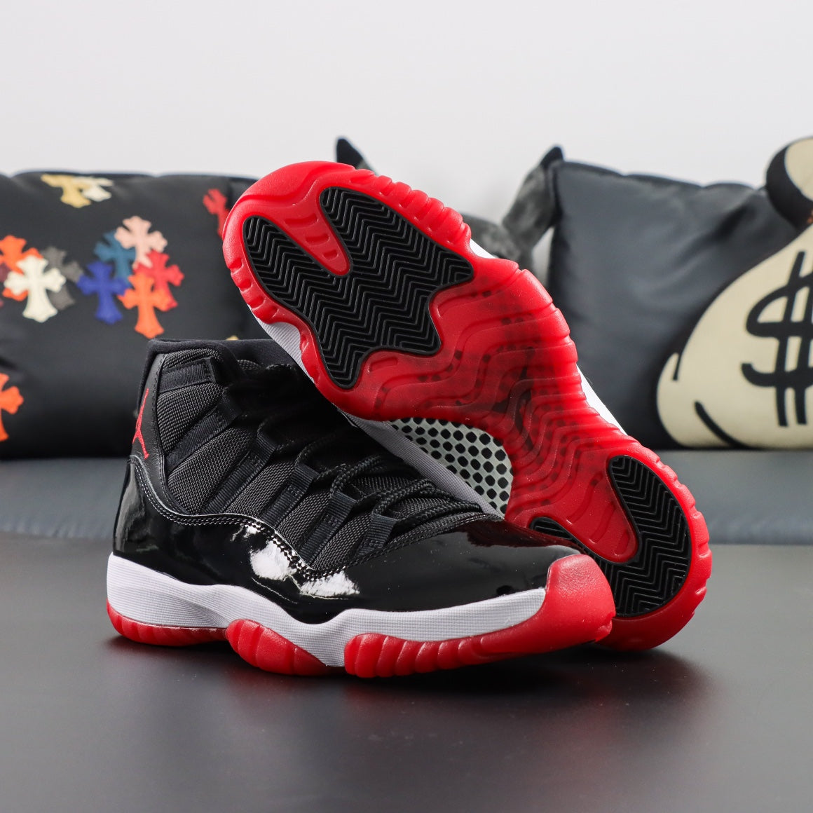Jordan 11 'Bred'