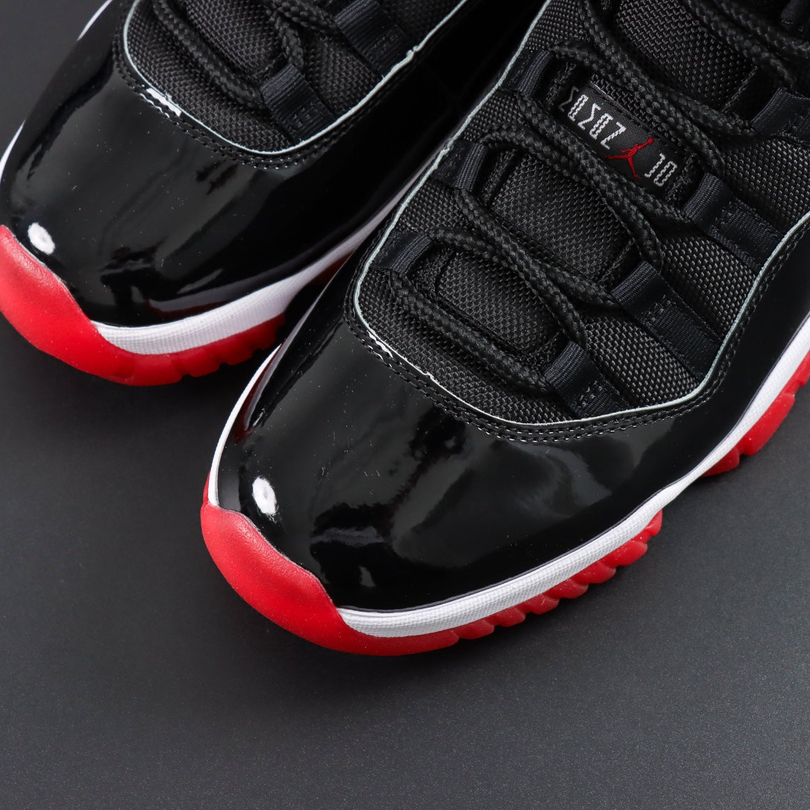 Jordan 11 'Bred'