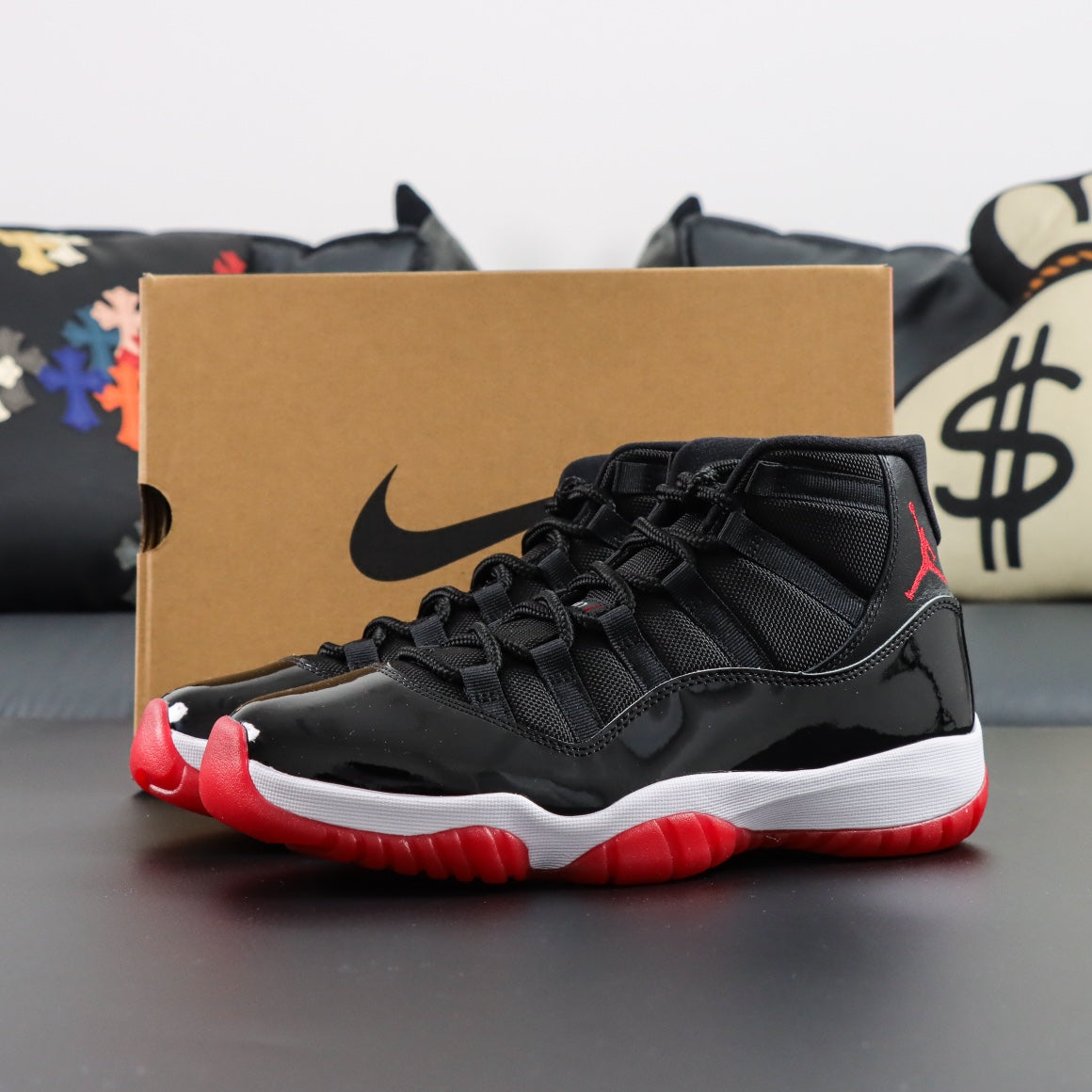 Jordan 11 'Bred'