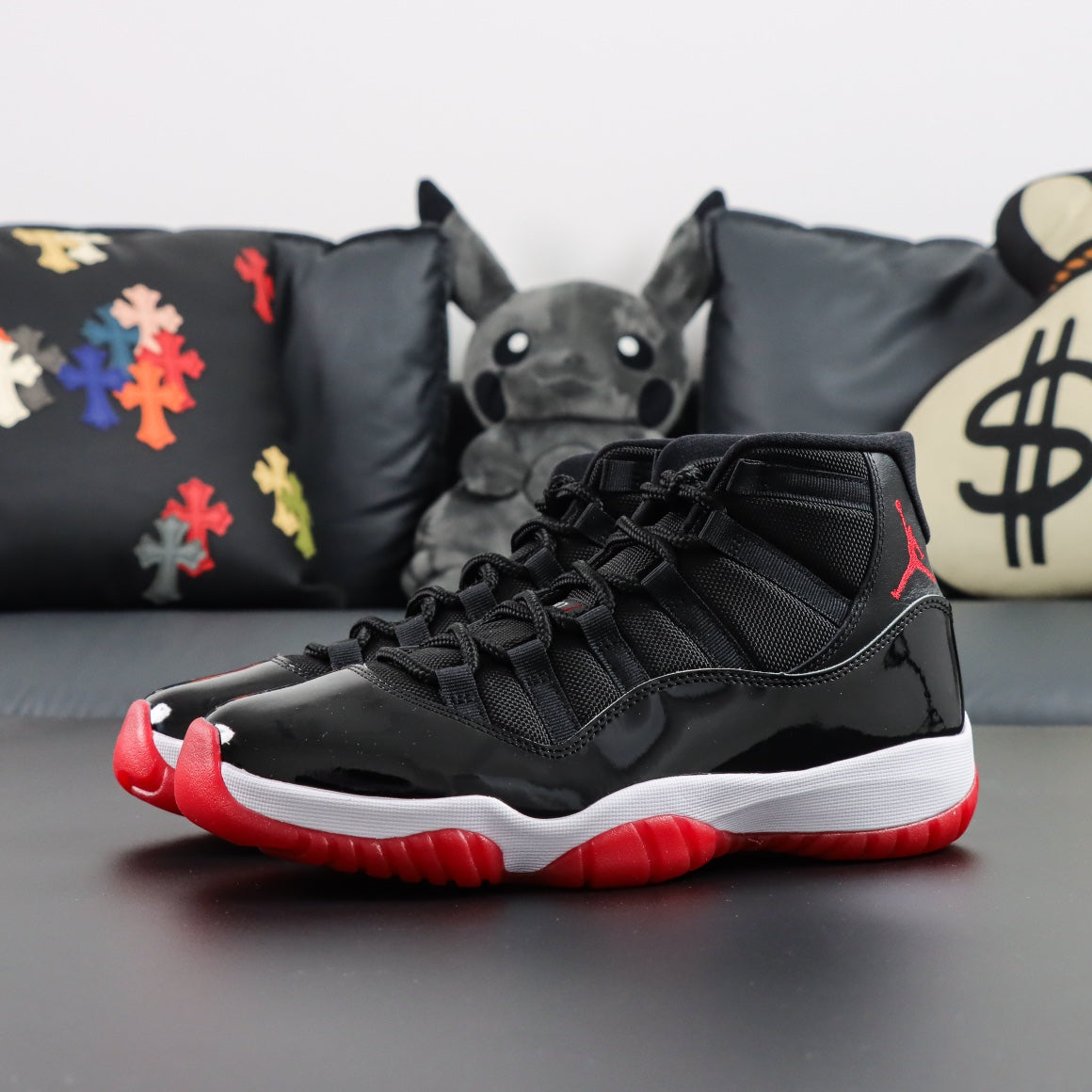 Jordan 11 'Bred'