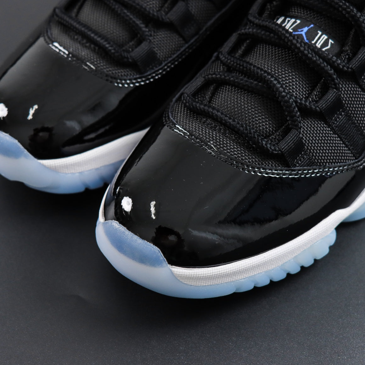 Jordan 11 Retro Low Space Jam