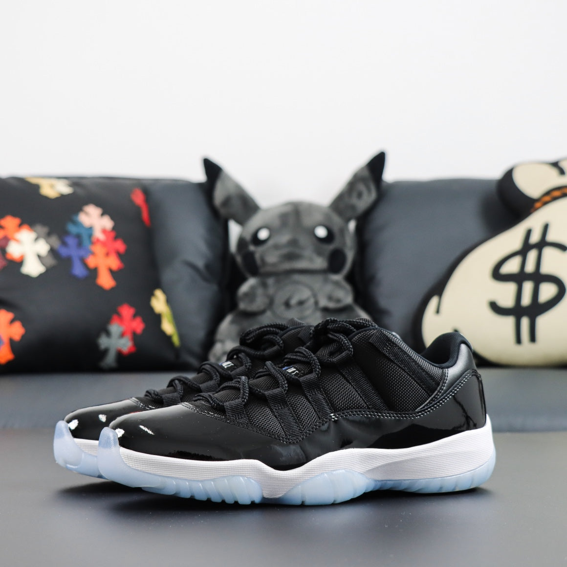 Jordan 11 Retro Low Space Jam