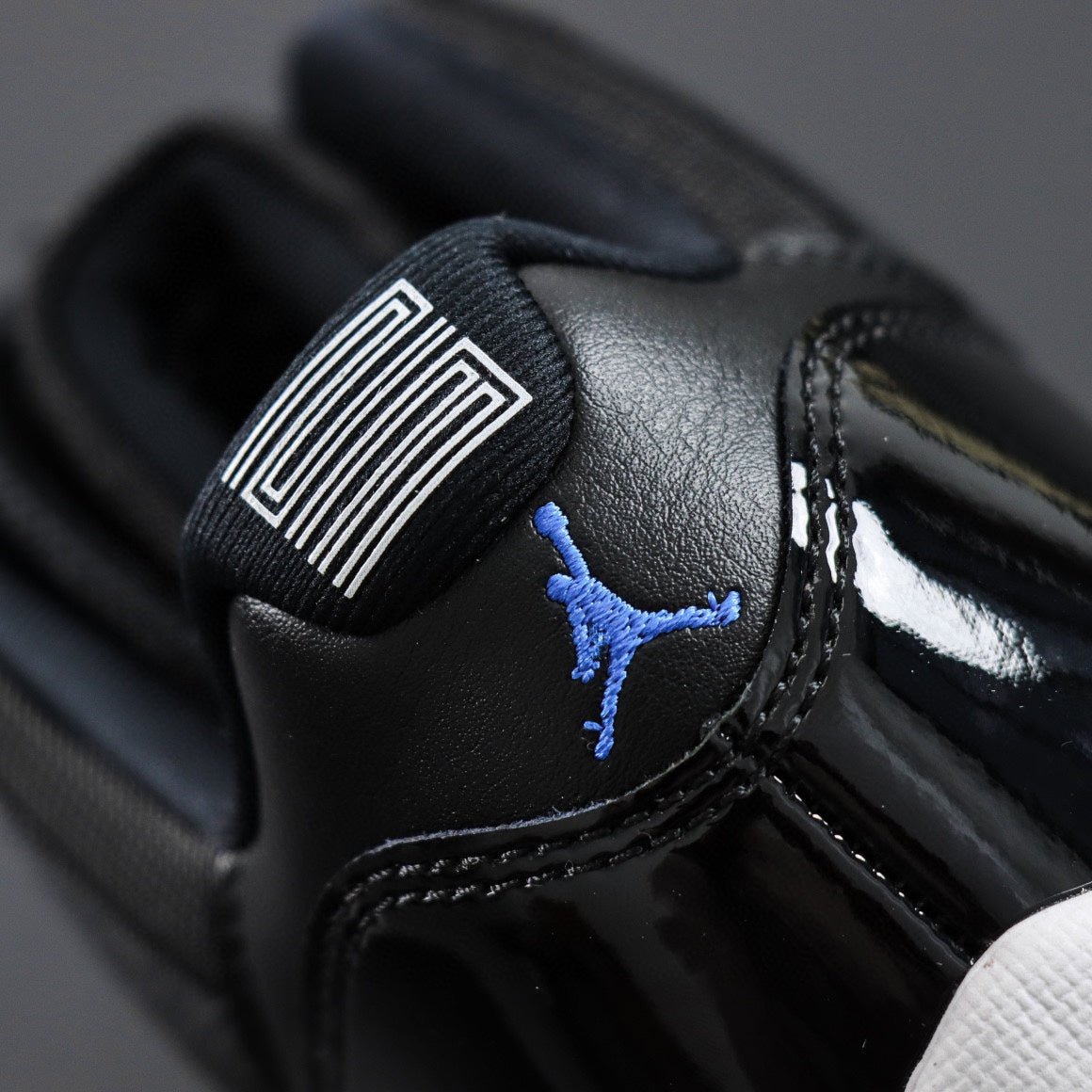 Jordan 11 Retro Low Space Jam