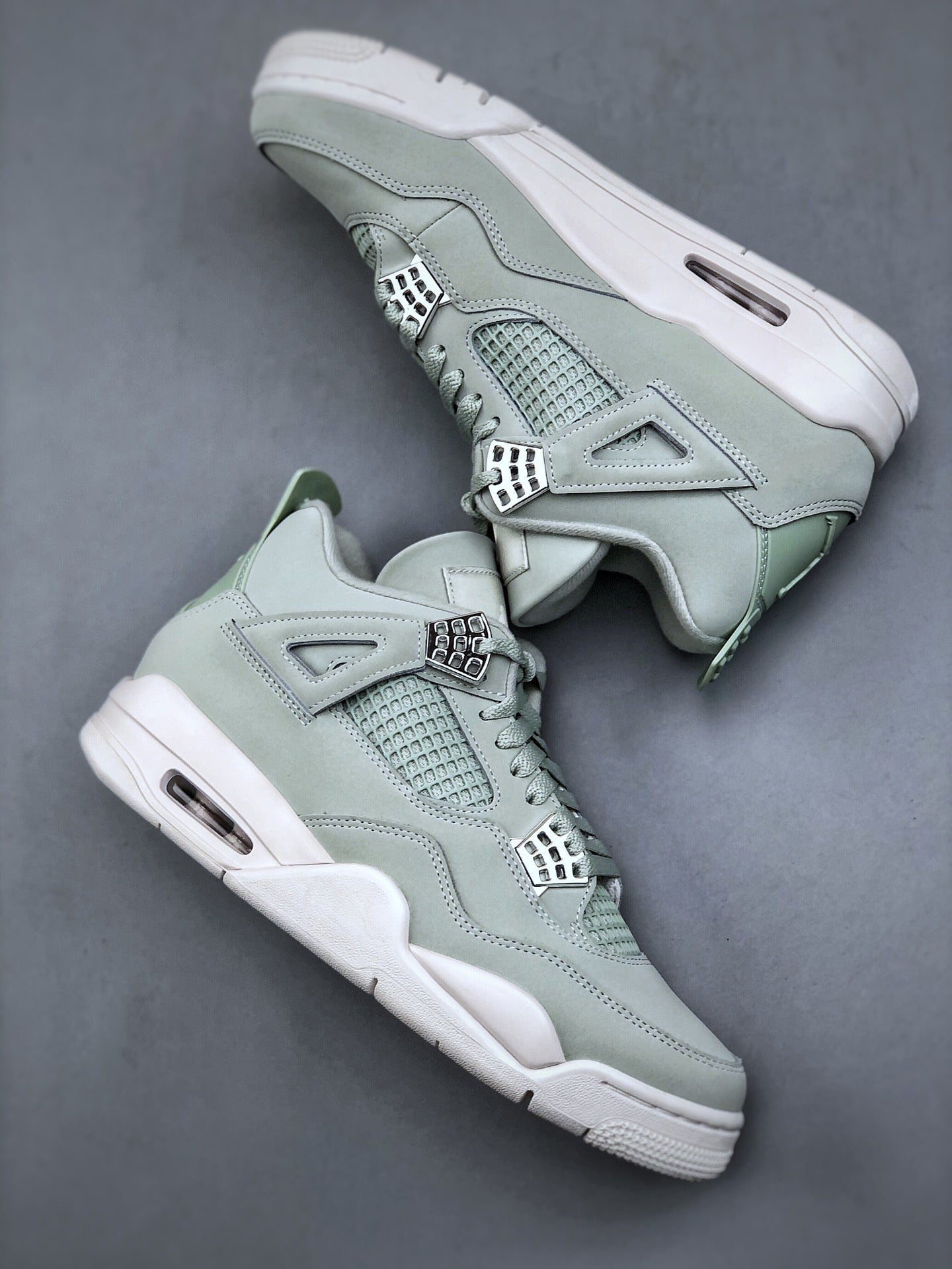 Jordan 4 Seafoam