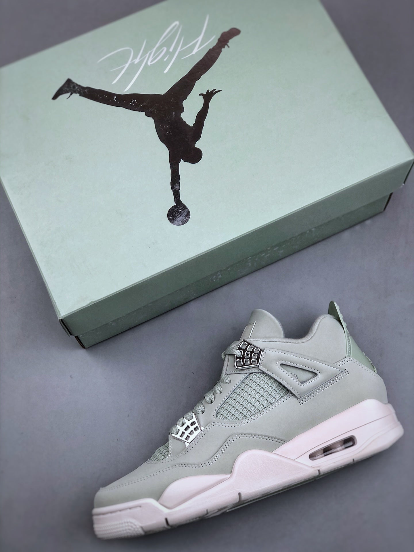 Jordan 4 Seafoam