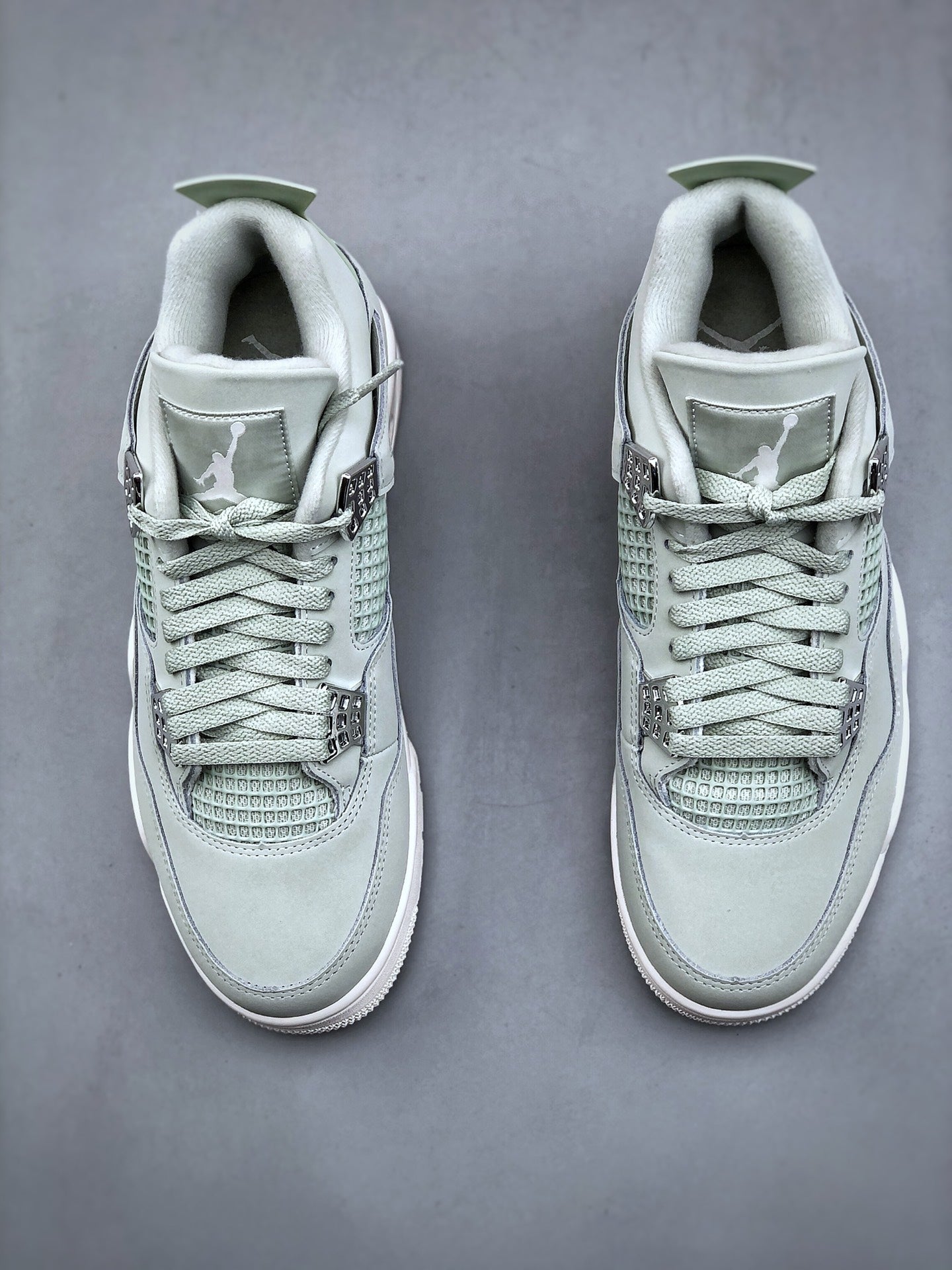 Jordan 4 Seafoam