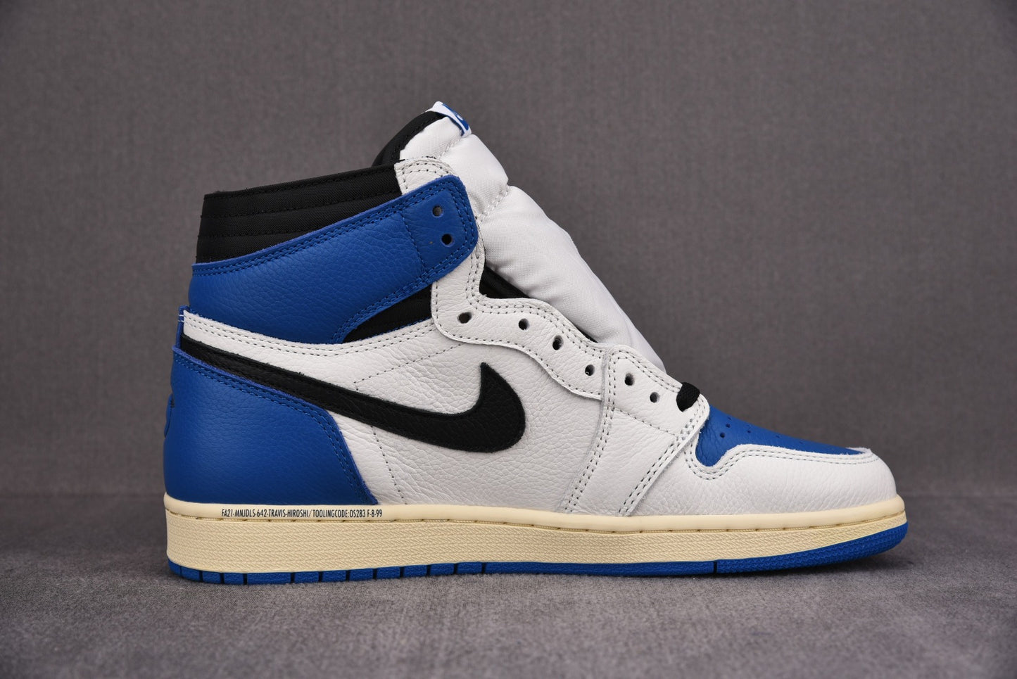 Jordan 1 Retro High OG SP 'Fragment' x Travis Scott