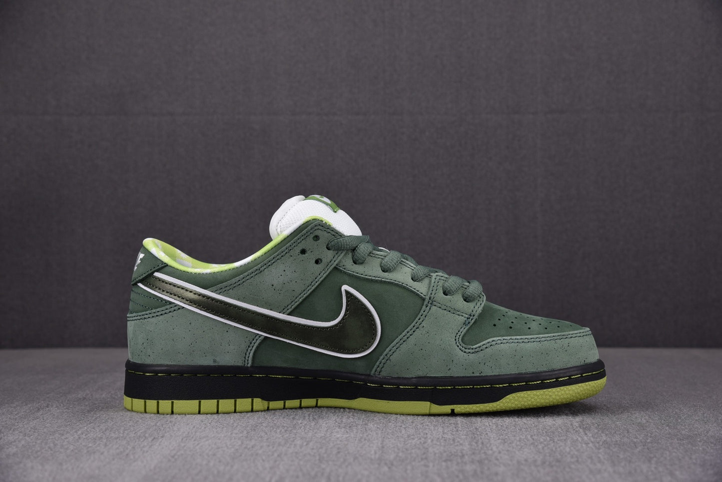 Nike SB Dunk Low 'Green Lobster'