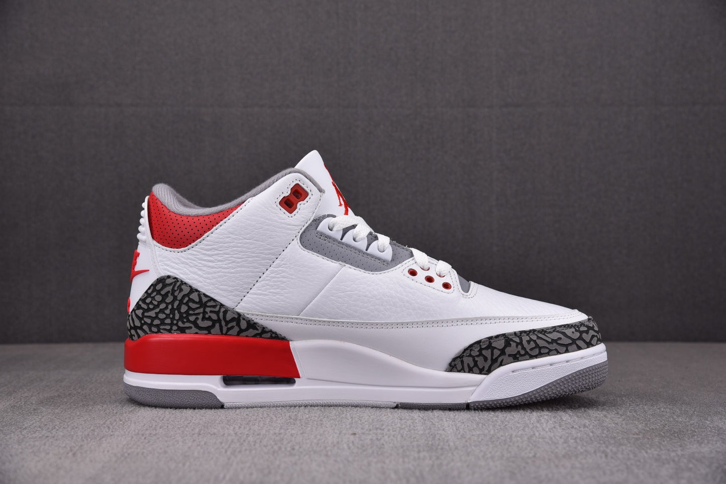 Jordan 3 Retro 'Fire Red'