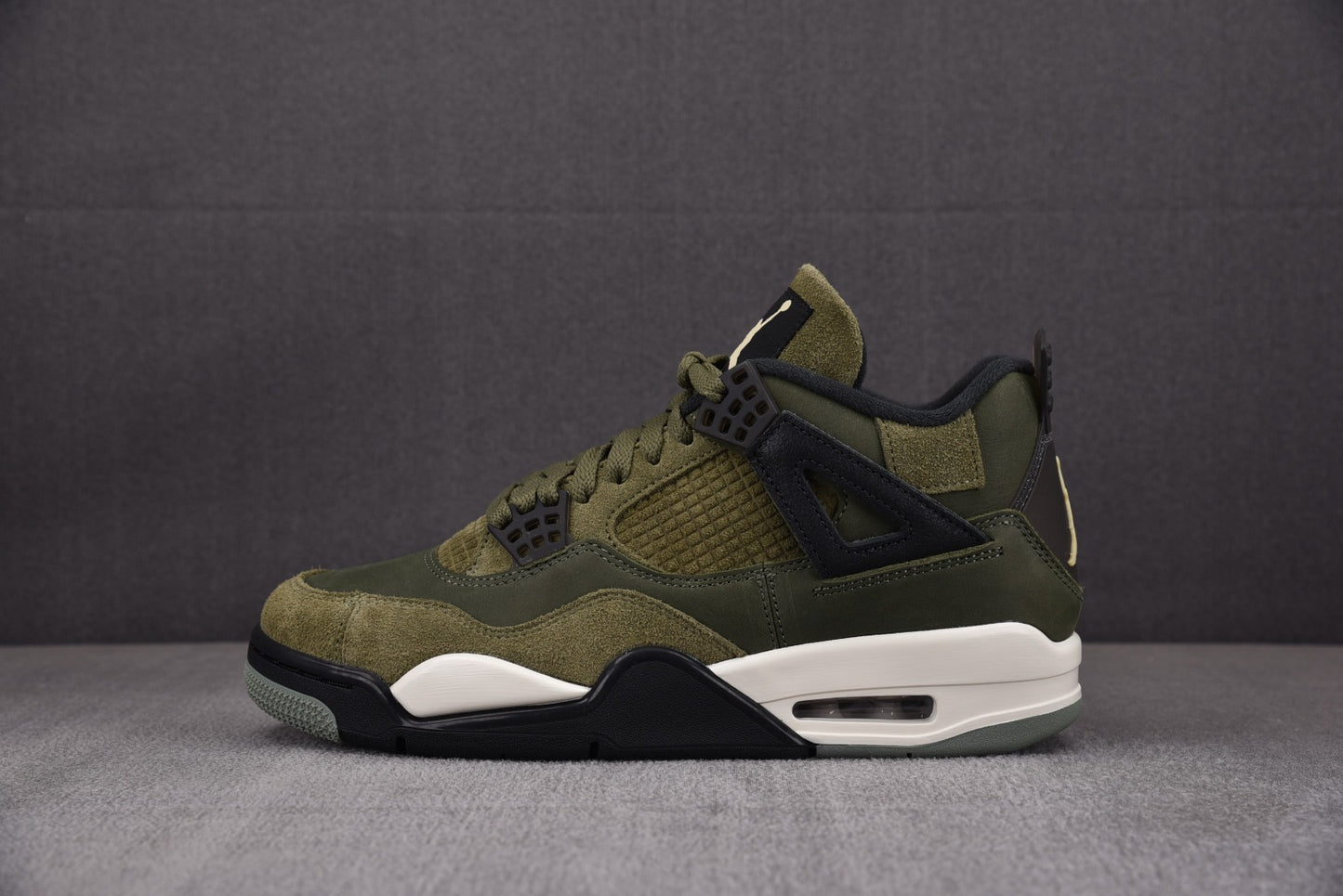 Air Jordan 4 'Olive'