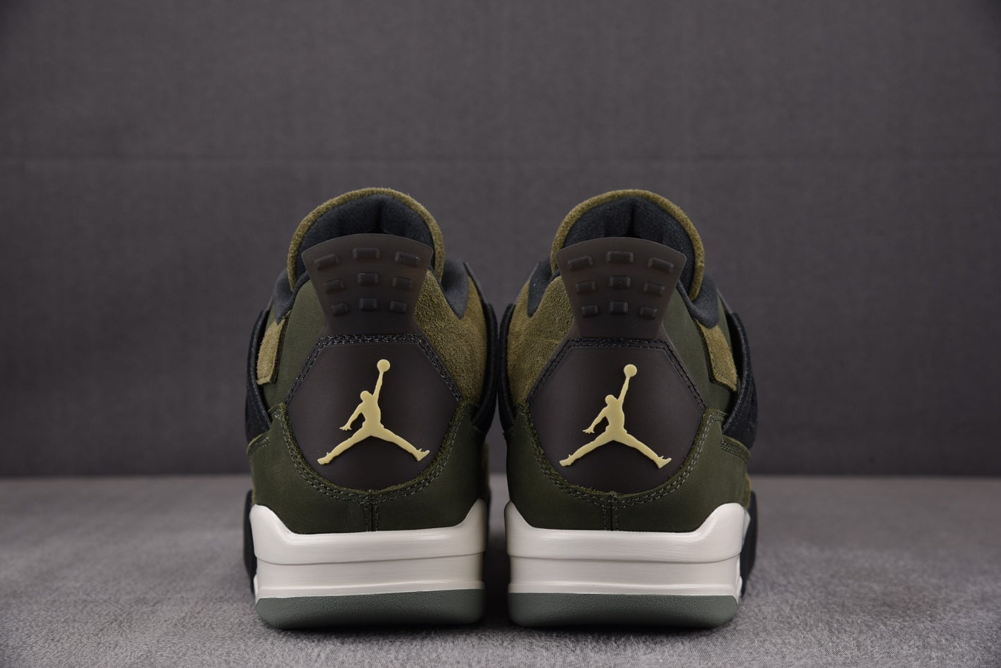 Air Jordan 4 'Olive'