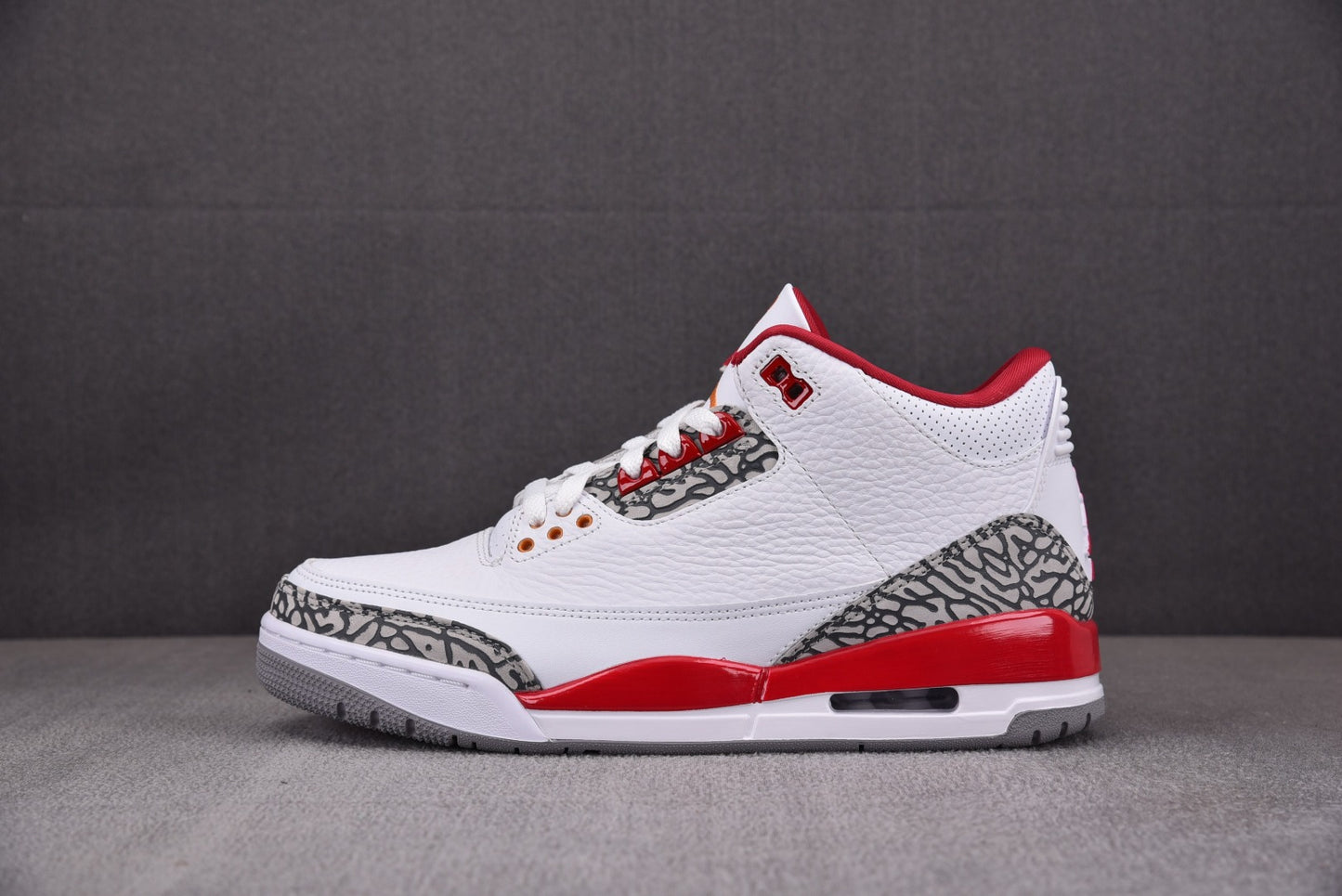 Jordan 3 Retro 'Cardinal Red'