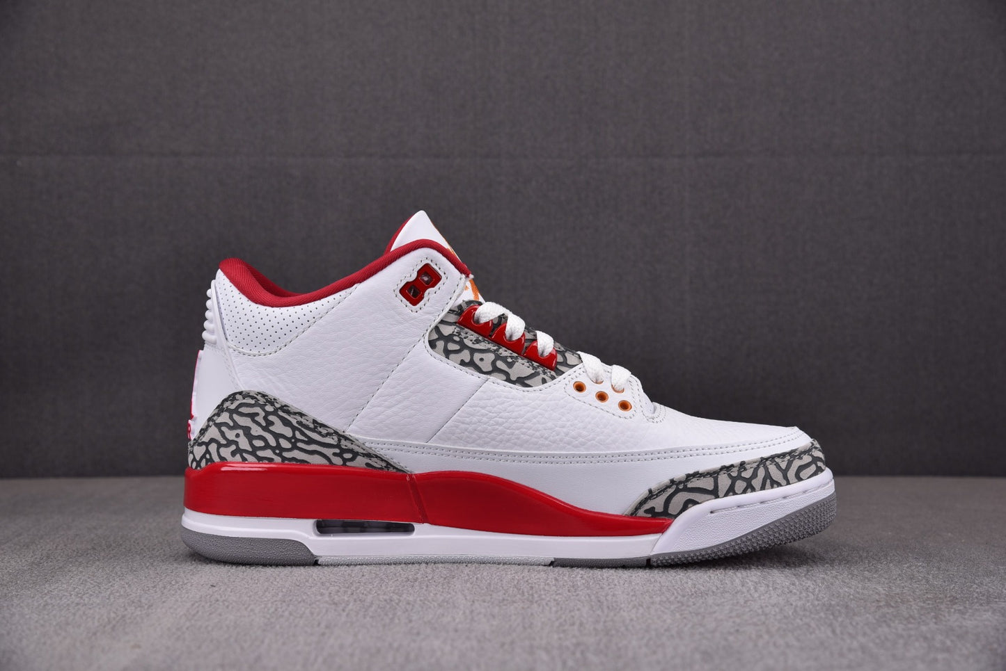 Jordan 3 Retro 'Cardinal Red'