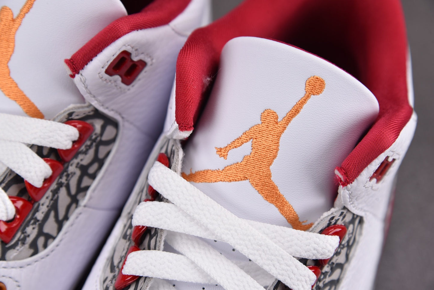 Jordan 3 Retro 'Cardinal Red'