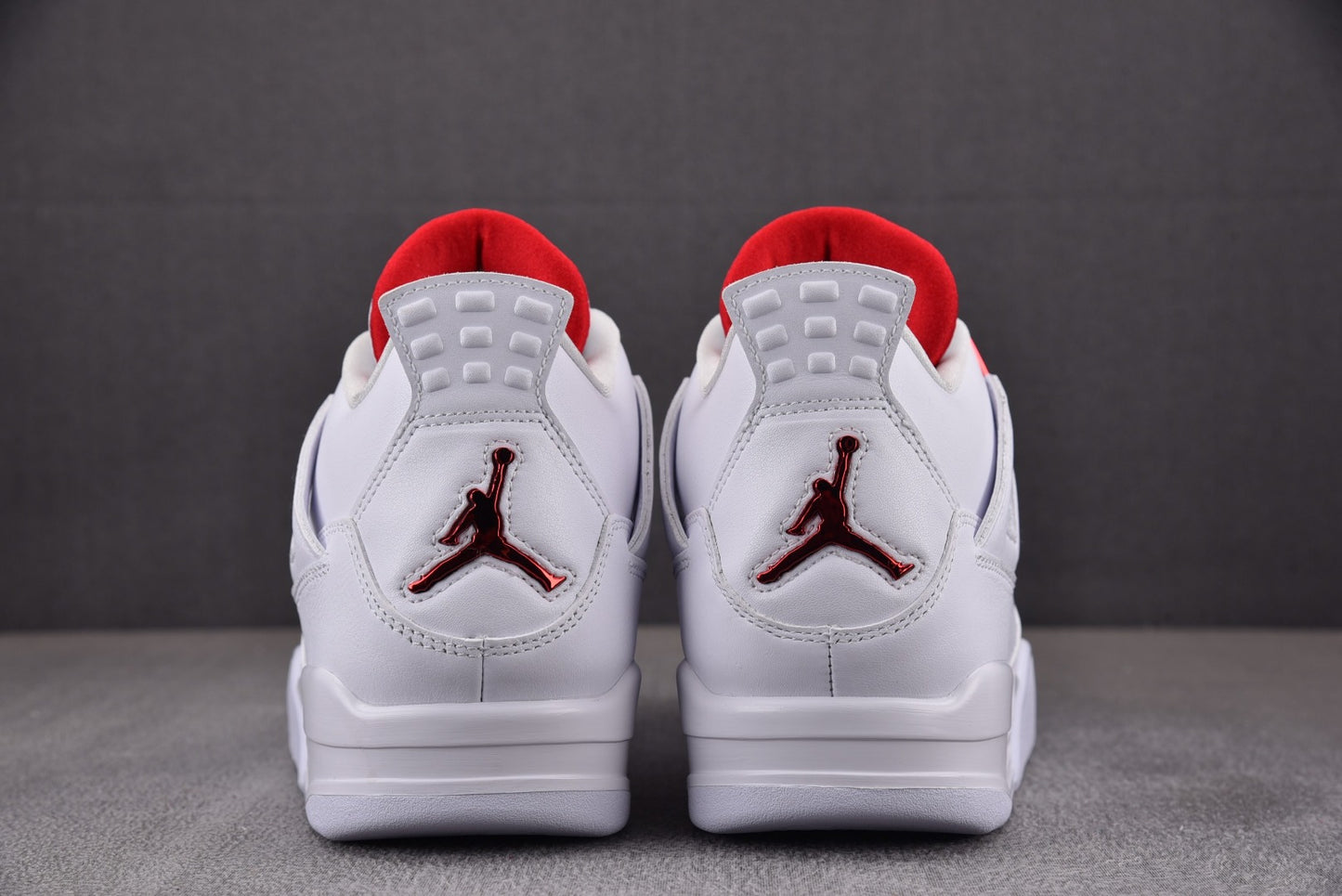 Air Jordan 4 'White University Red'